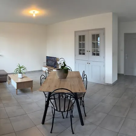 Apartment T4 3 Canape Convertible 8 Places *